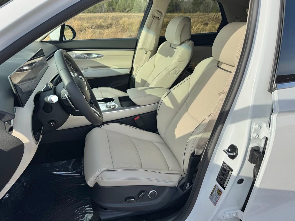 New 2026 Genesis GV70 2.5T Advanced image 18