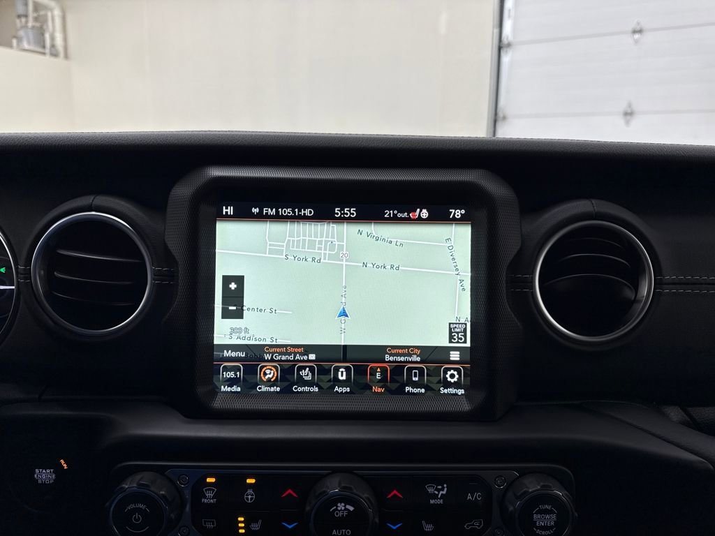 Used 2022 Jeep Wrangler Unlimited Sahara w/ Cold Weather Group image 19