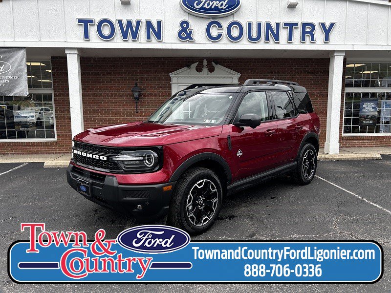 Used 2025 Ford Bronco Sport Outer Banks w/ Outer Banks Tech Package+ AWD/4WD image 1