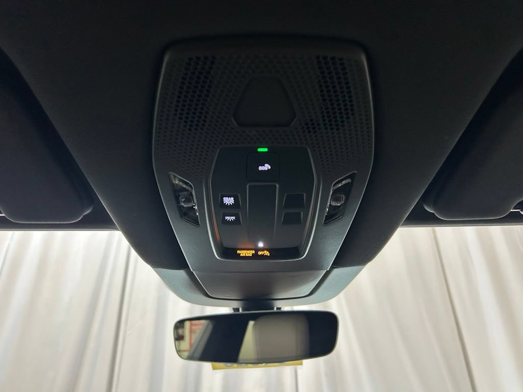 New 2026 Porsche Cayenne Electric AWD/4WD image 22