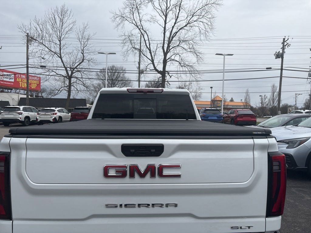Used 2025 GMC Sierra 2500 SLT w/ SLT Premium Package image 9