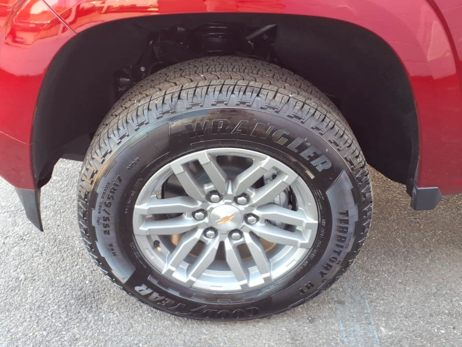 Used 2026 Chevrolet Colorado LT w/ Advanced Trailering Package AWD/4WD image 8