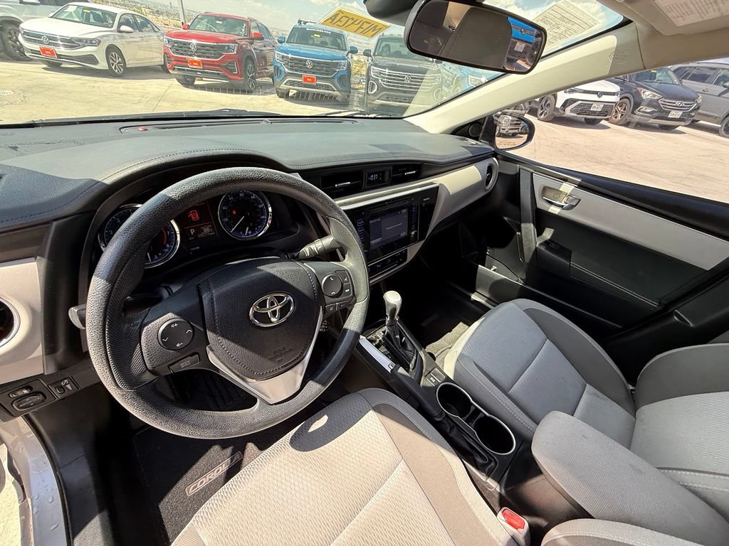 Used 2017 Toyota Corolla LE FWD image 13