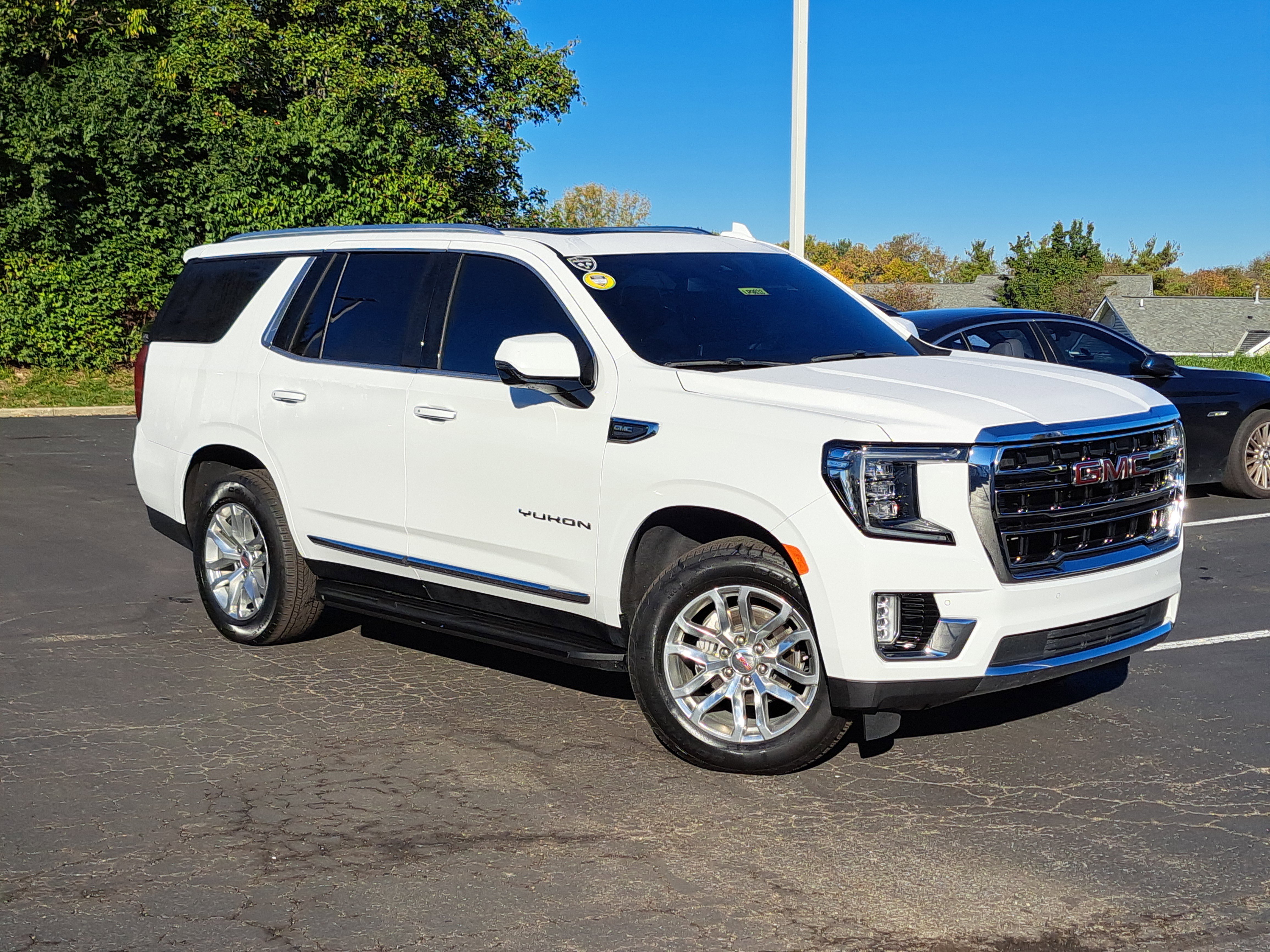 Used 2023 GMC Yukon SLT w/ SLT Premium Package image 27