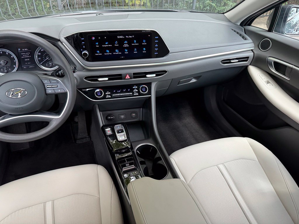 Certified 2023 Hyundai Sonata SEL w/ Preferred Accessory Package FWD image 29