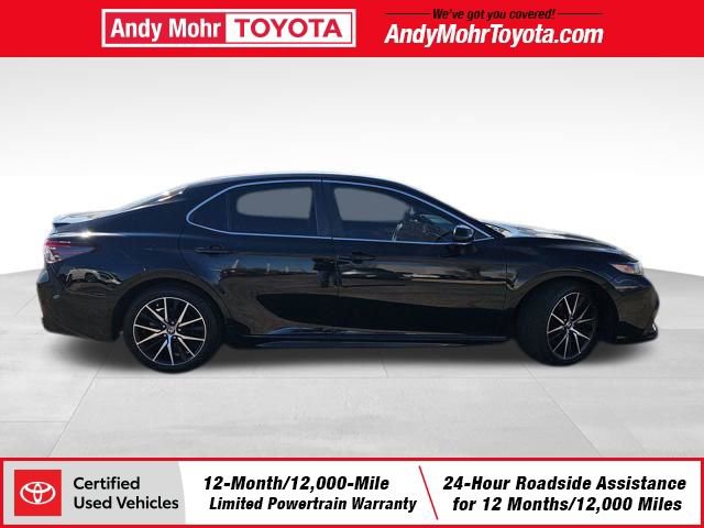 Certified 2021 Toyota Camry SE image 8