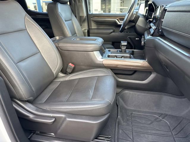 Used 2022 Chevrolet Silverado 1500 RST w/ Redline Edition image 8