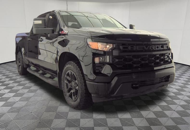 Used 2023 Chevrolet Silverado 1500 W/T w/ WT Value Package AWD/4WD image 4