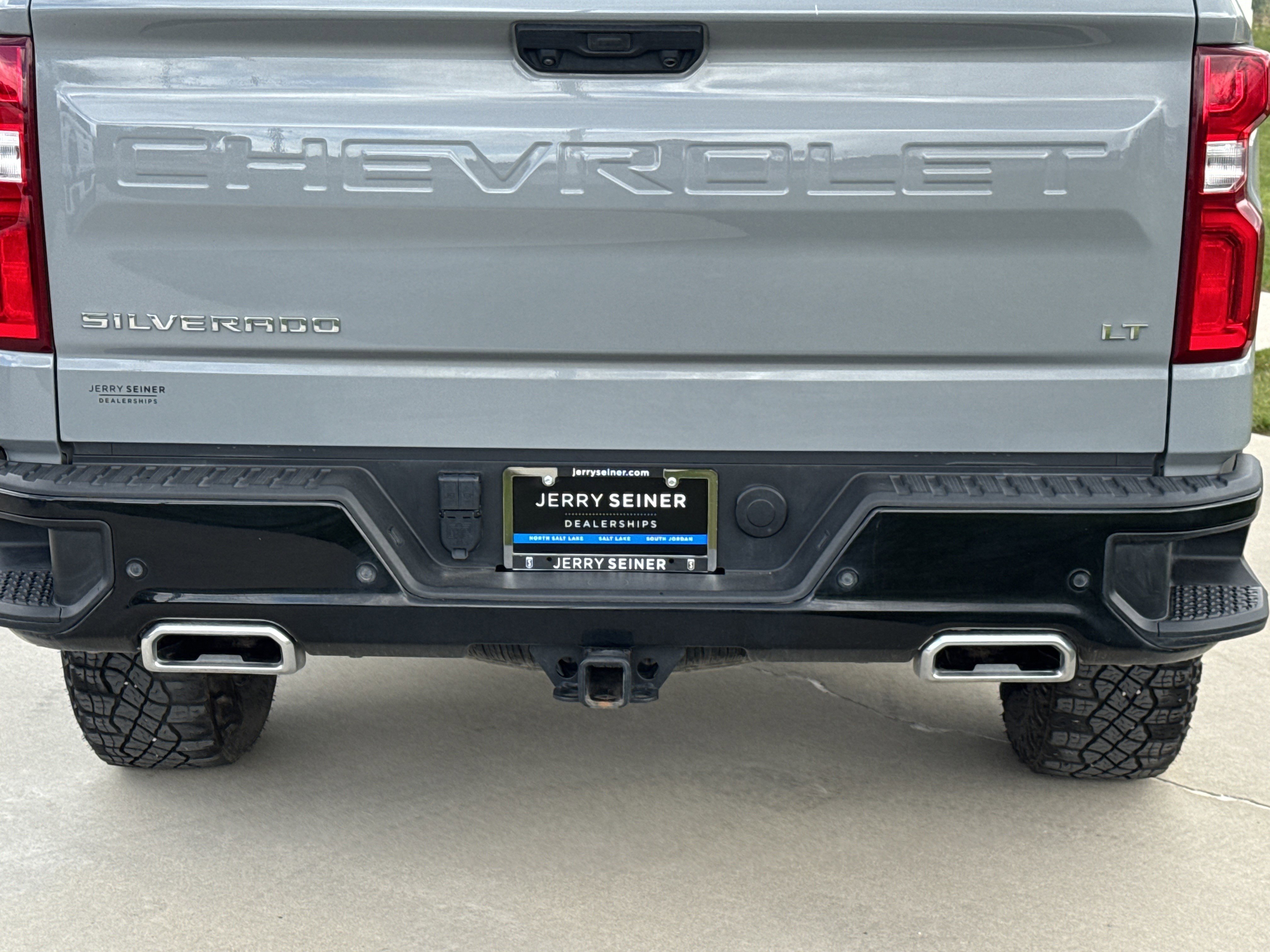 Used 2024 Chevrolet Silverado 1500 LT Trail Boss w/ Convenience Package II AWD/4WD image 13