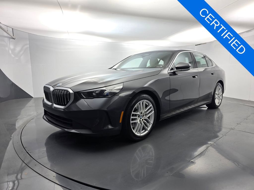 Certified 2024 BMW 530i w/ Premium Package RWD image 8