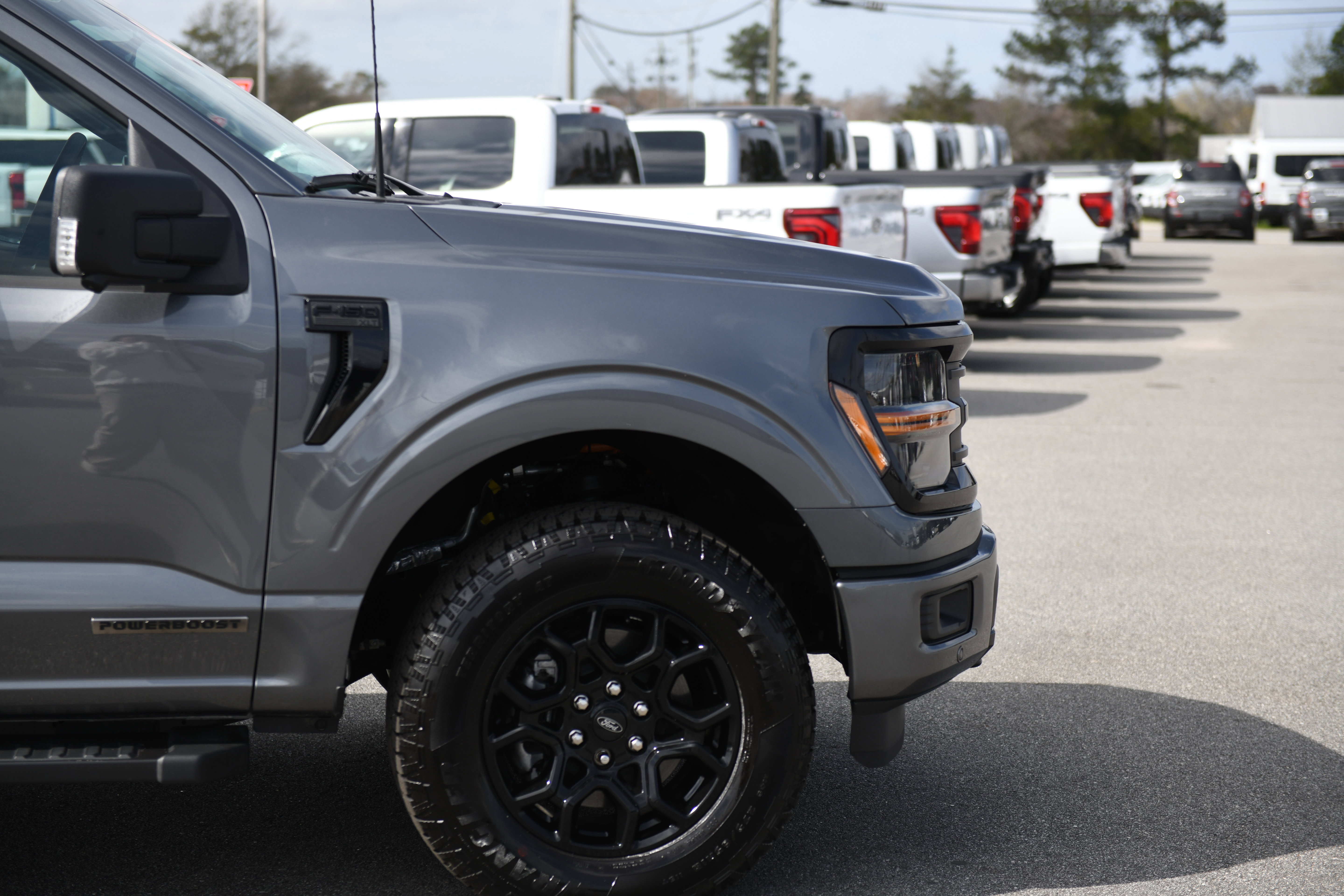 Used 2025 Ford F150 XLT w/ Equipment Group 302A MID image 3