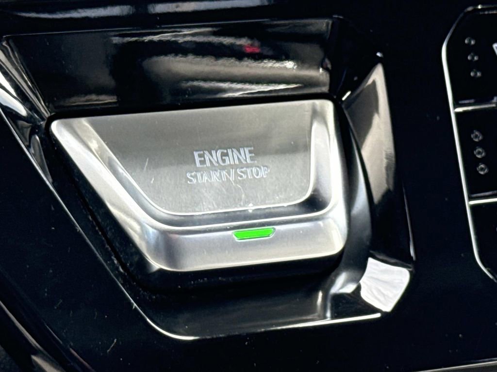 Used 2024 GMC Sierra 1500 Denali w/ Denali Reserve Package image 8