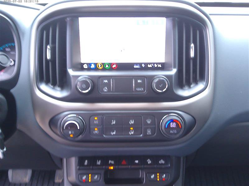 Used 2021 Chevrolet Colorado Z71 w/ Safety Package AWD/4WD image 10