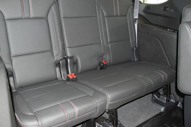 Used 2022 Chevrolet Tahoe RST w/ Sport Performance Package AWD/4WD image 13