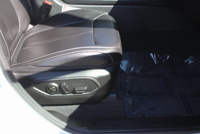 Used 2024 Jeep Grand Cherokee Limited image 30