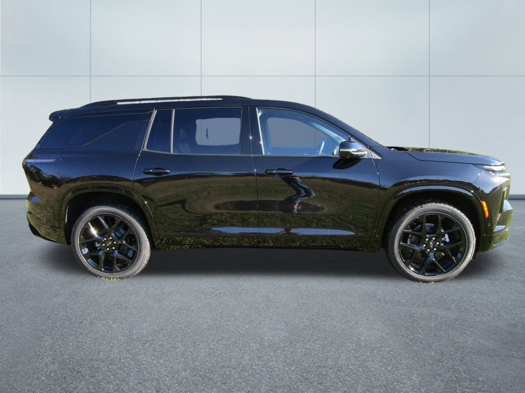 New 2026 Chevrolet Traverse RS w/ LPO, Floor Liner Package image 6