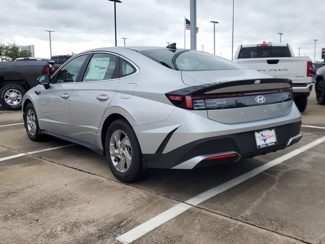 Used 2025 Hyundai Sonata SE image 5