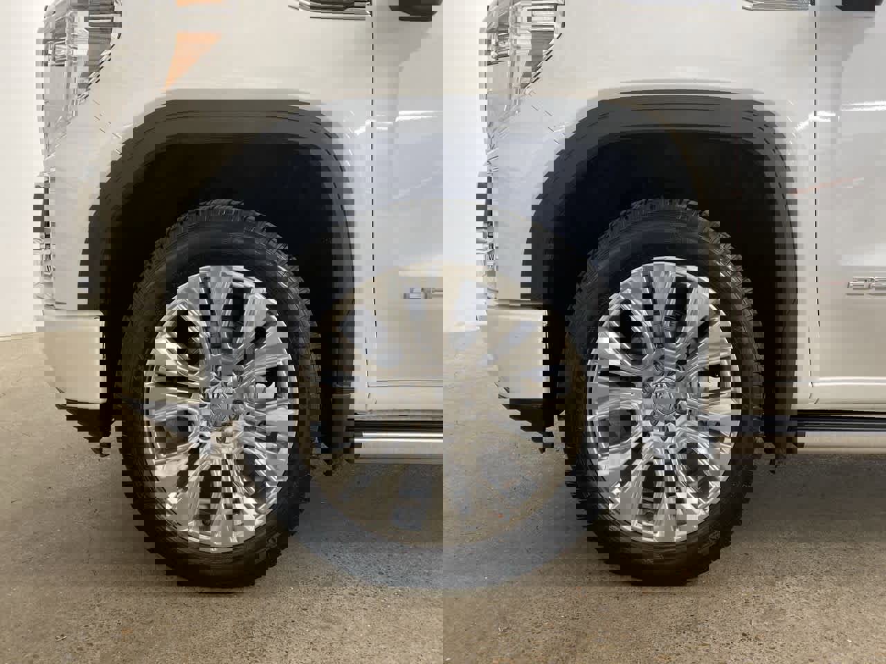 Used 2020 GMC Sierra 1500 Denali w/ Denali Ultimate Package image 11