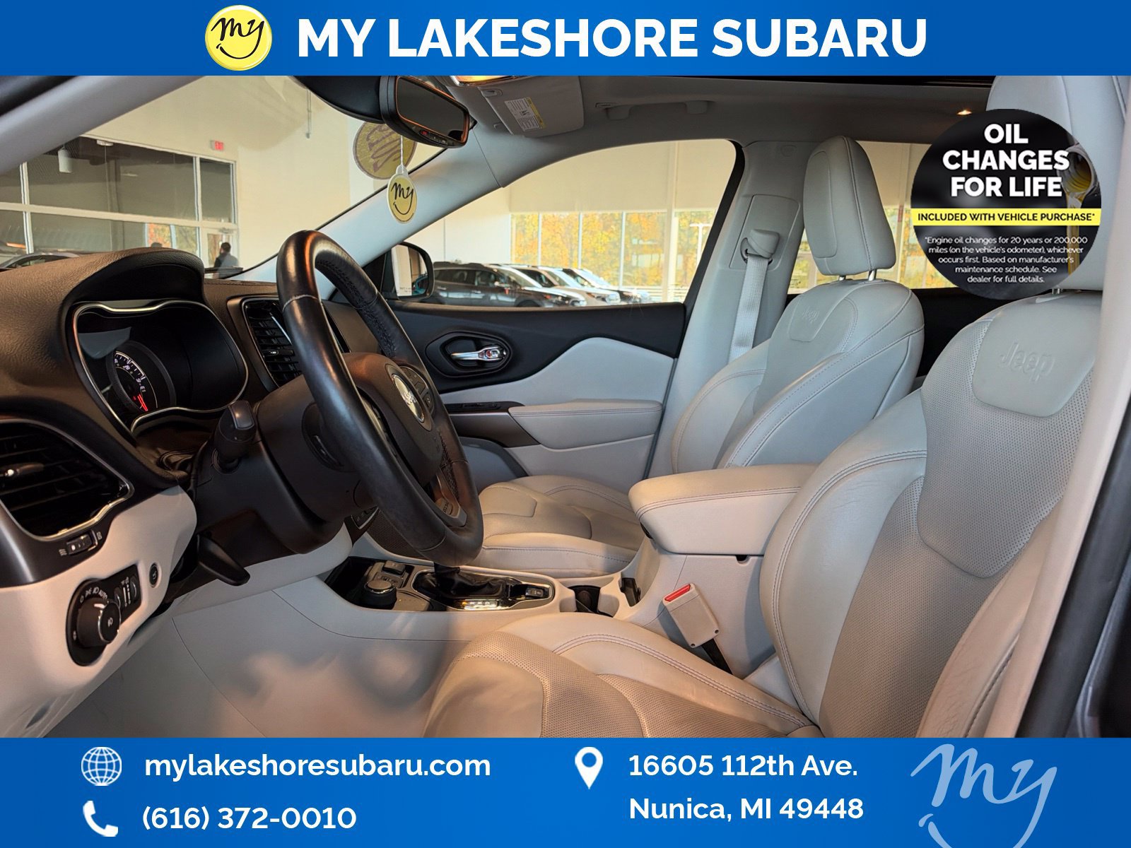 Used 2019 Jeep Cherokee Limited w/ Luxury Group AWD/4WD image 9