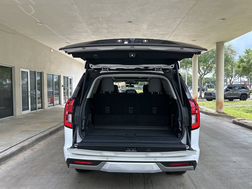 Used 2025 Ford Expedition Platinum AWD/4WD image 48