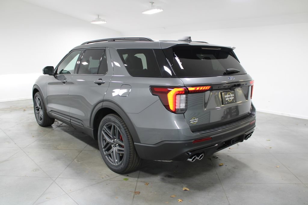 New 2026 Ford Explorer ST w/ Sun And Sound Package image 6