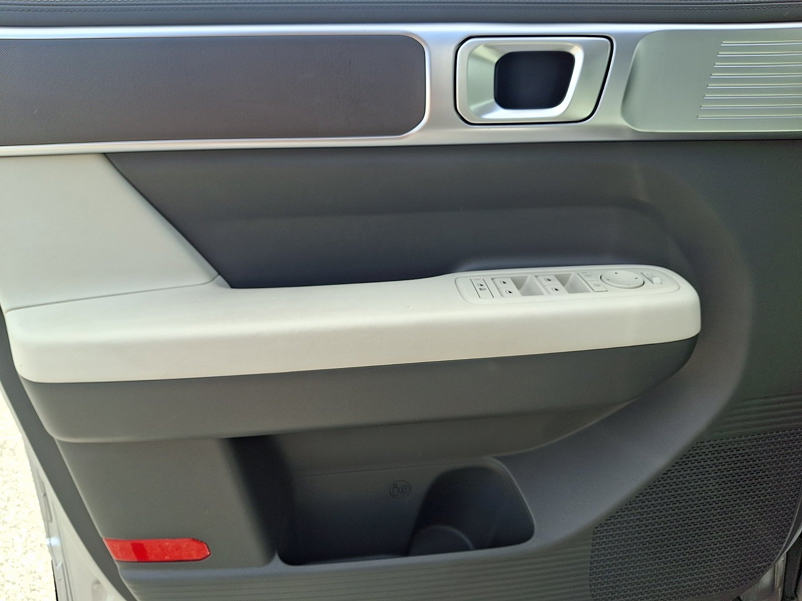 Certified 2024 Hyundai Santa Fe SE AWD/4WD image 13