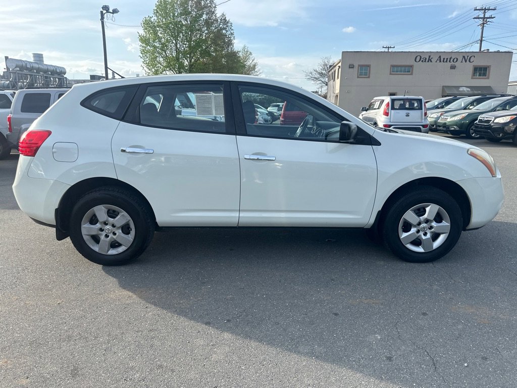 Used 2010 Nissan Rogue S image 6