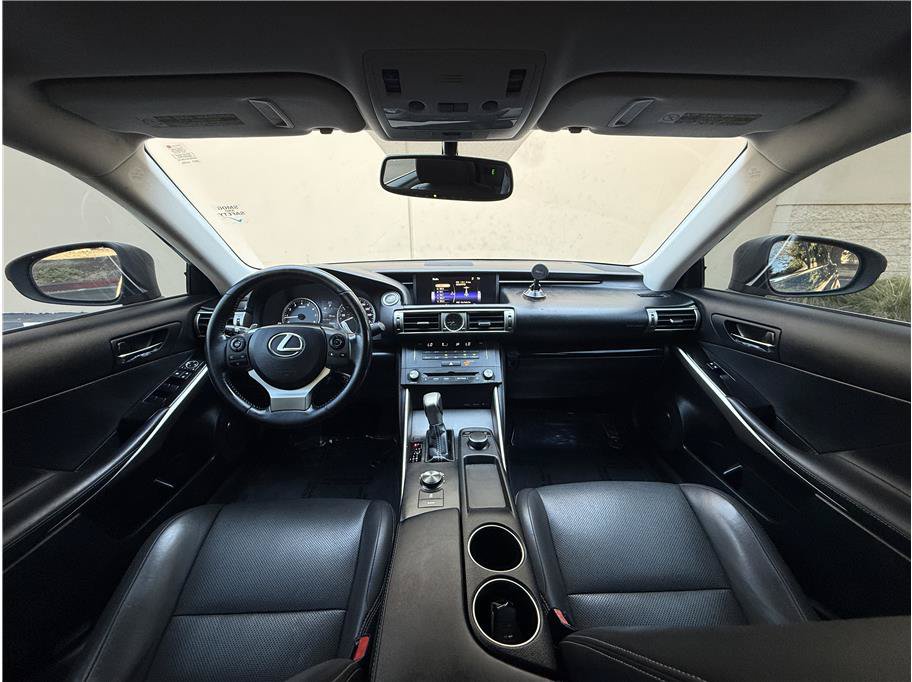 Used 2015 Lexus IS 250 RWD image 20