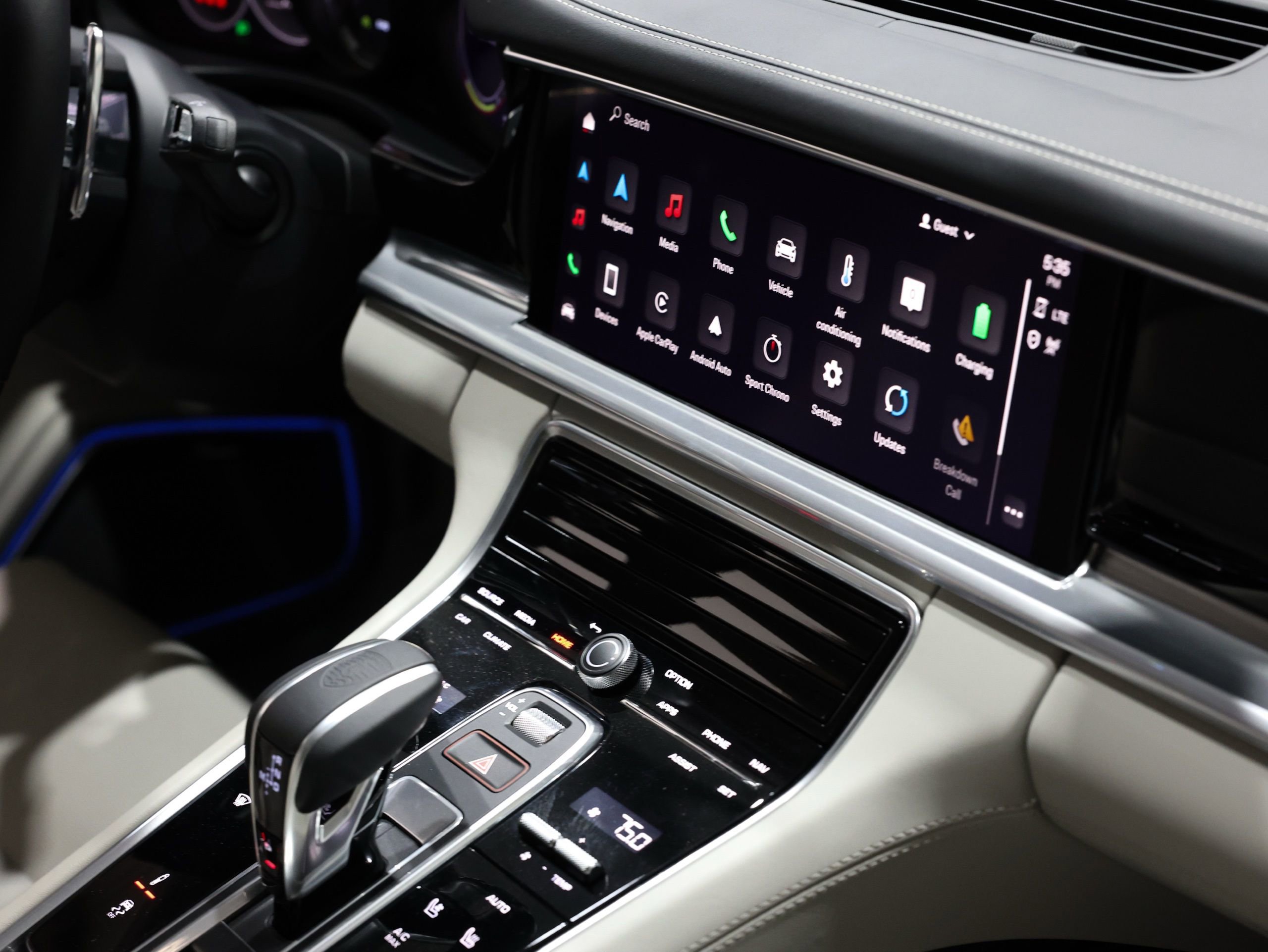 Used 2023 Porsche Panamera Turbo S image 57