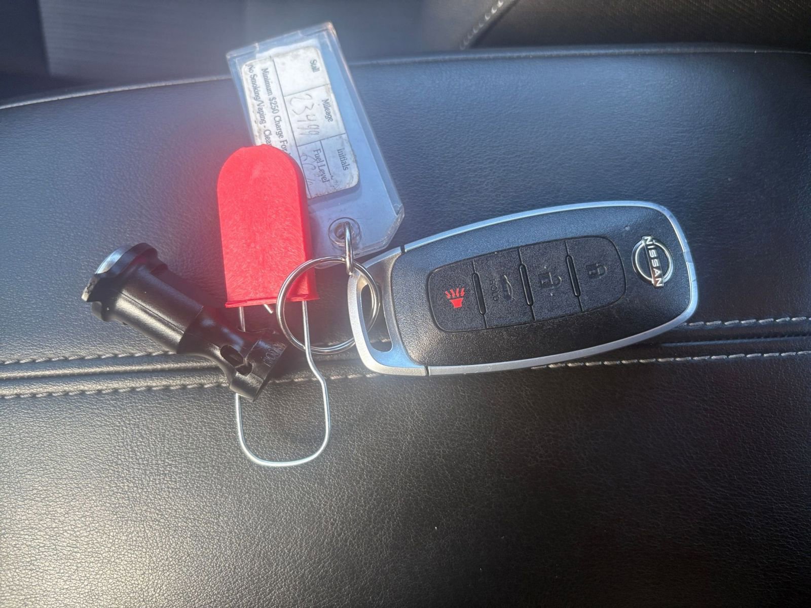 Used 2025 Nissan Sentra SV FWD image 18