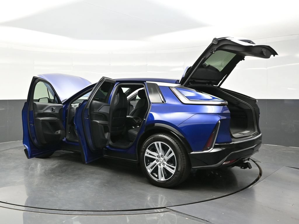 Certified 2024 Cadillac Lyriq Tech AWD/4WD image 38