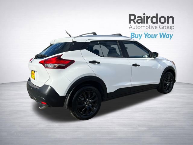 Used 2018 Nissan Kicks S w/ Exterior Package image 9