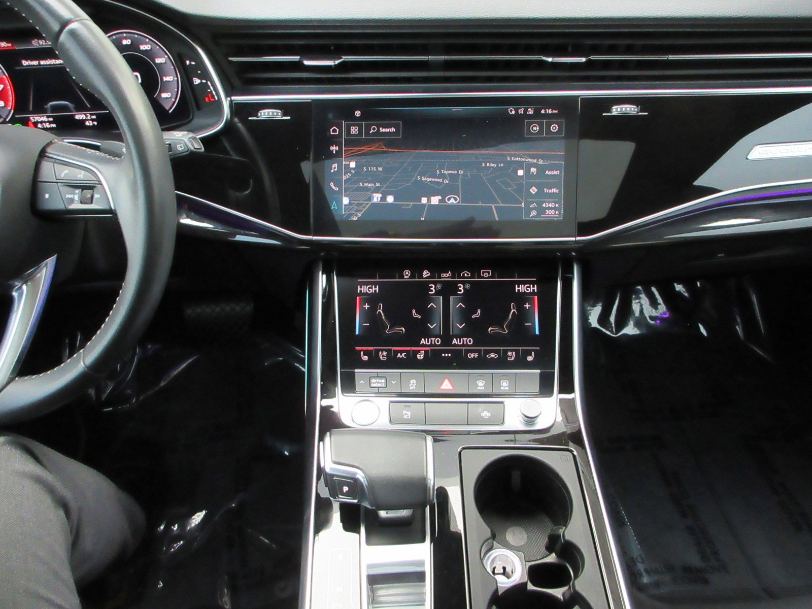 Used 2020 Audi Q8 Premium Plus image 40