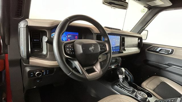 Used 2024 Ford Bronco Wildtrak AWD/4WD image 11