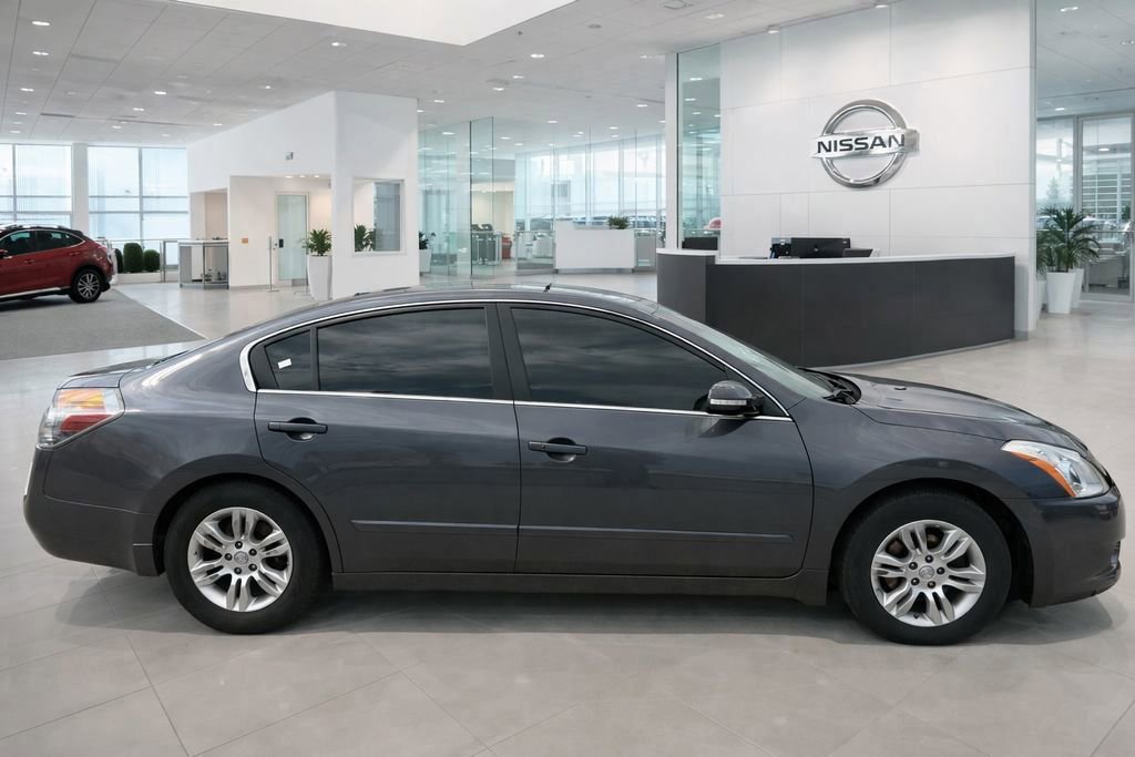 Used 2010 Nissan Altima 2.5 S w/ Convenience Plus Pkg