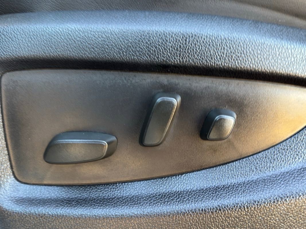 Used 2015 GMC Sierra 3500 Denali w/ Duramax Plus Package image 13