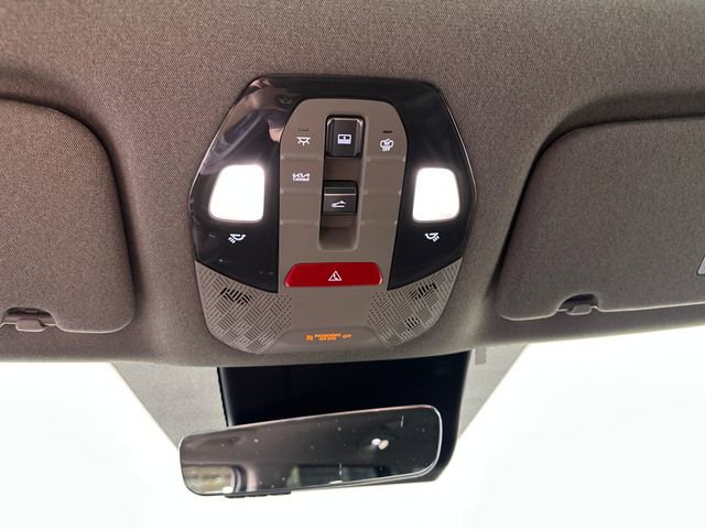 Used 2024 Kia EV9 Wind AWD/4WD image 24