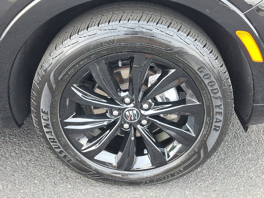 Certified 2024 Buick Envista Sport Touring w/ Convenience II Package FWD image 8