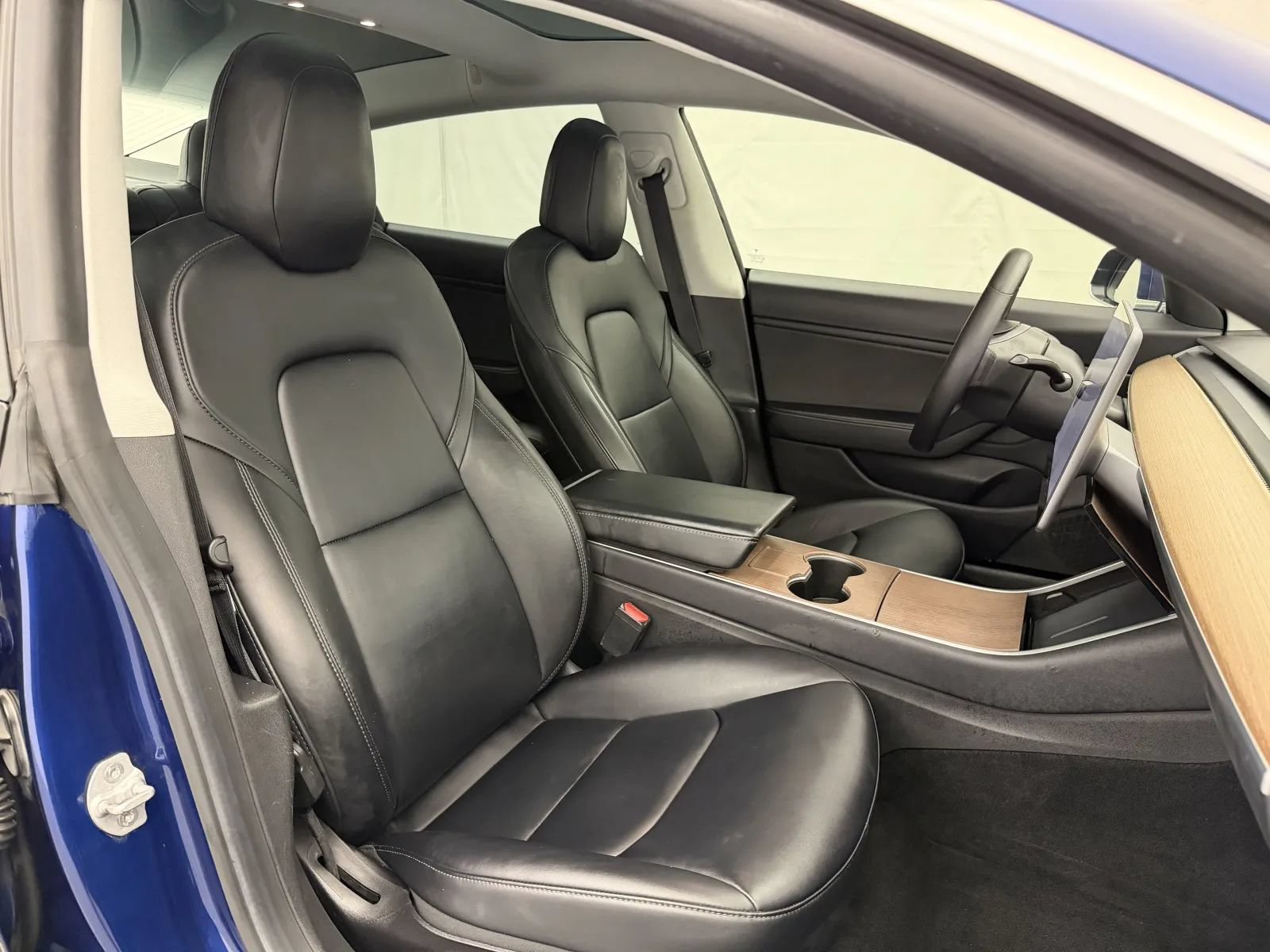 Used 2020 Tesla Model 3 Long Range AWD/4WD image 34