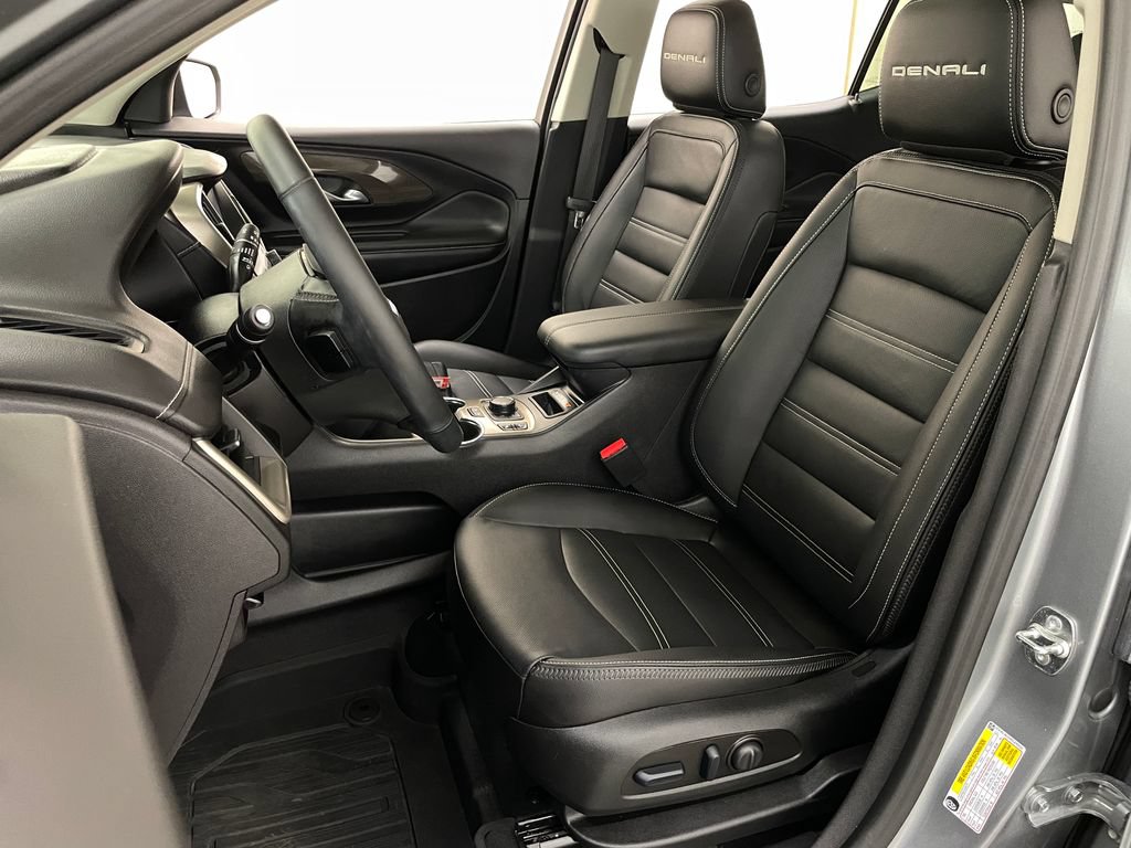 Certified 2024 GMC Terrain Denali w/ Denali Premium Package AWD/4WD image 29