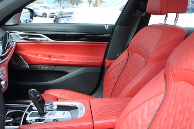 Used 2022 BMW 750i xDrive w/ M Sport Package AWD/4WD image 37