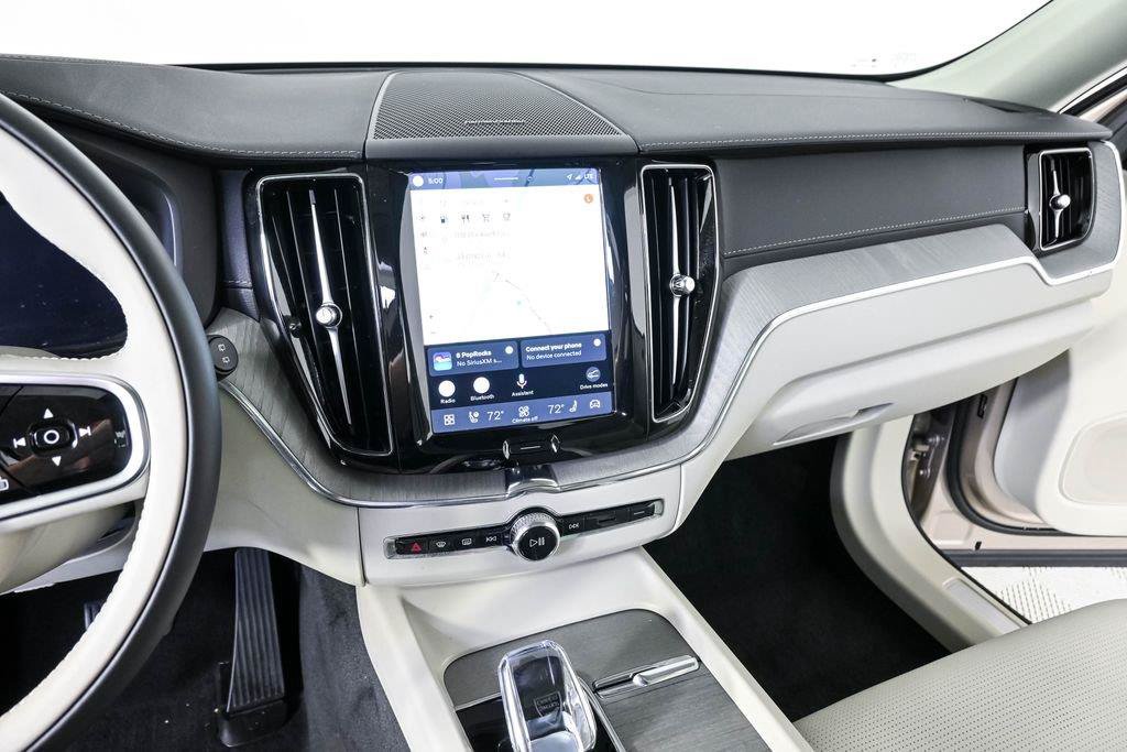 Certified 2024 Volvo XC60 B5 Ultimate w/ Climate Package AWD/4WD image 15