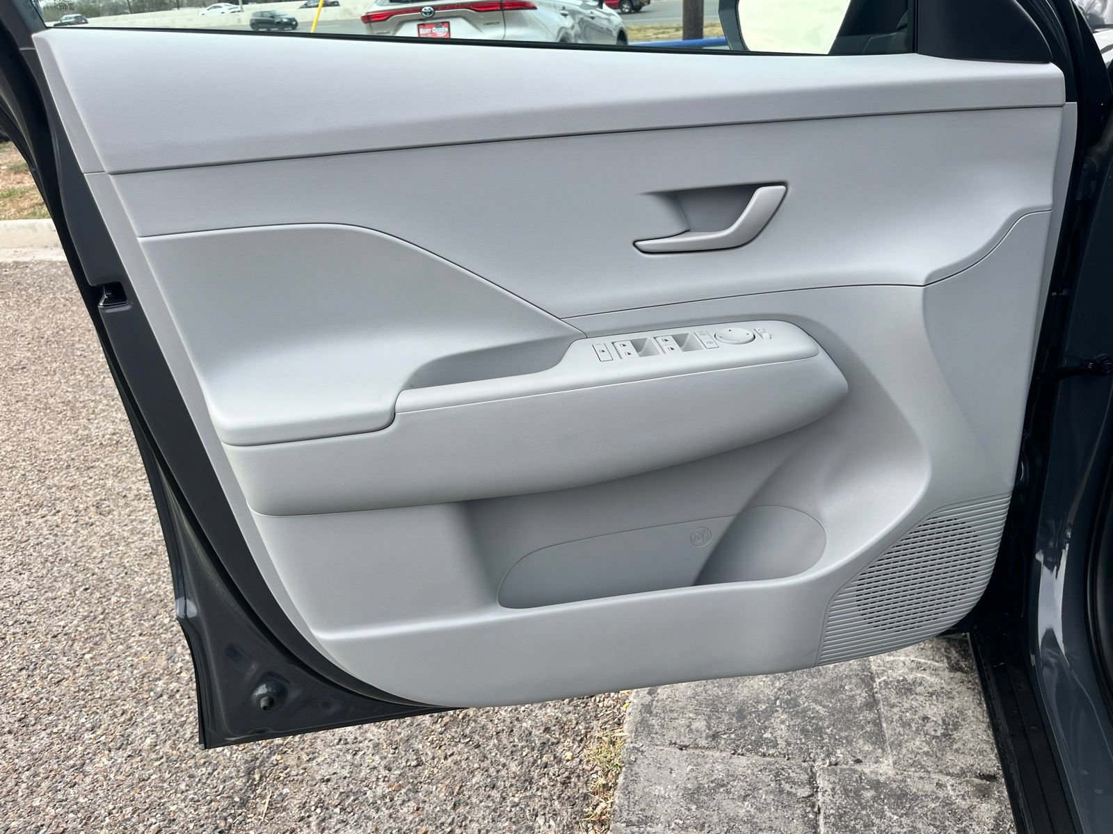 New 2026 Hyundai Kona SE FWD image 16
