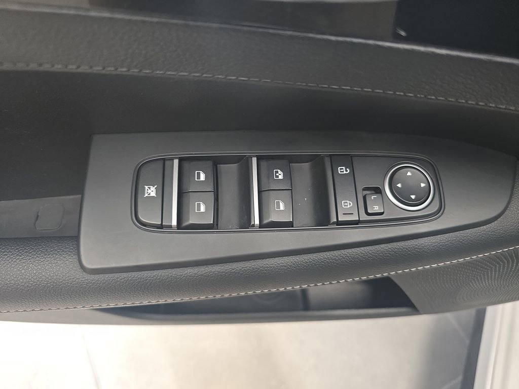 Certified 2024 Kia Forte GT-Line w/ GT-Line Premium Package image 17