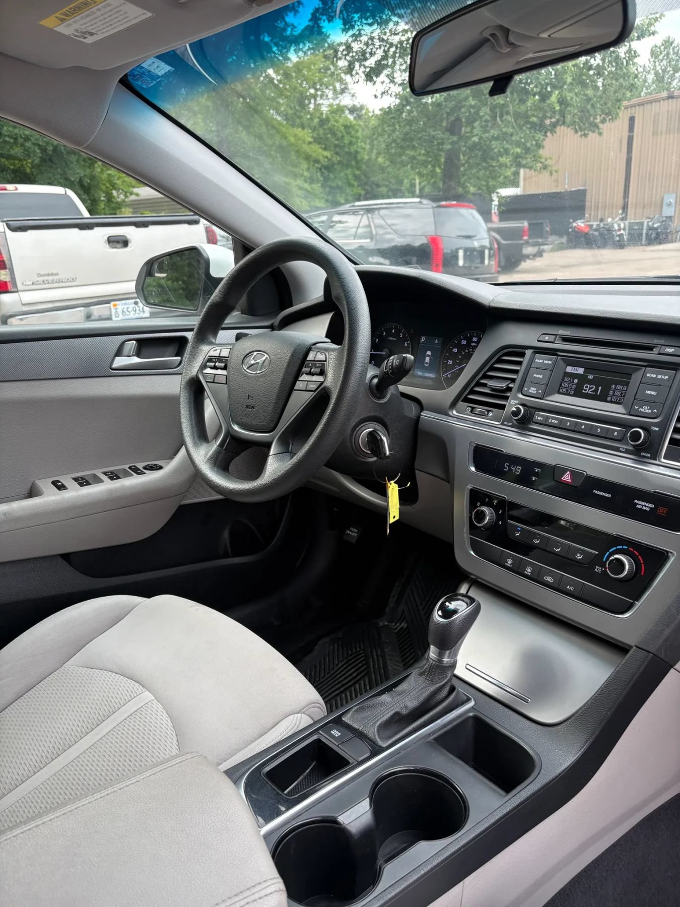 Used 2017 Hyundai Sonata SE FWD image 29
