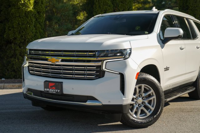 Used 2021 Chevrolet Tahoe LT w/ Luxury Package RWD image 2