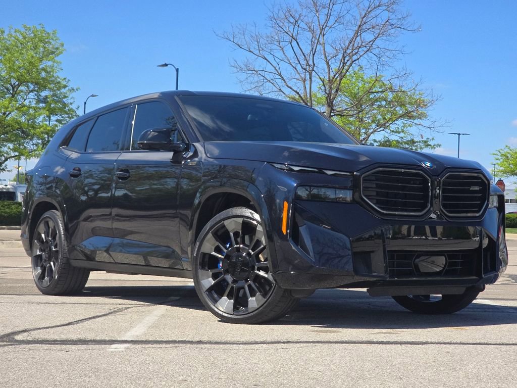 Used 2023 BMW XM AWD/4WD video 1