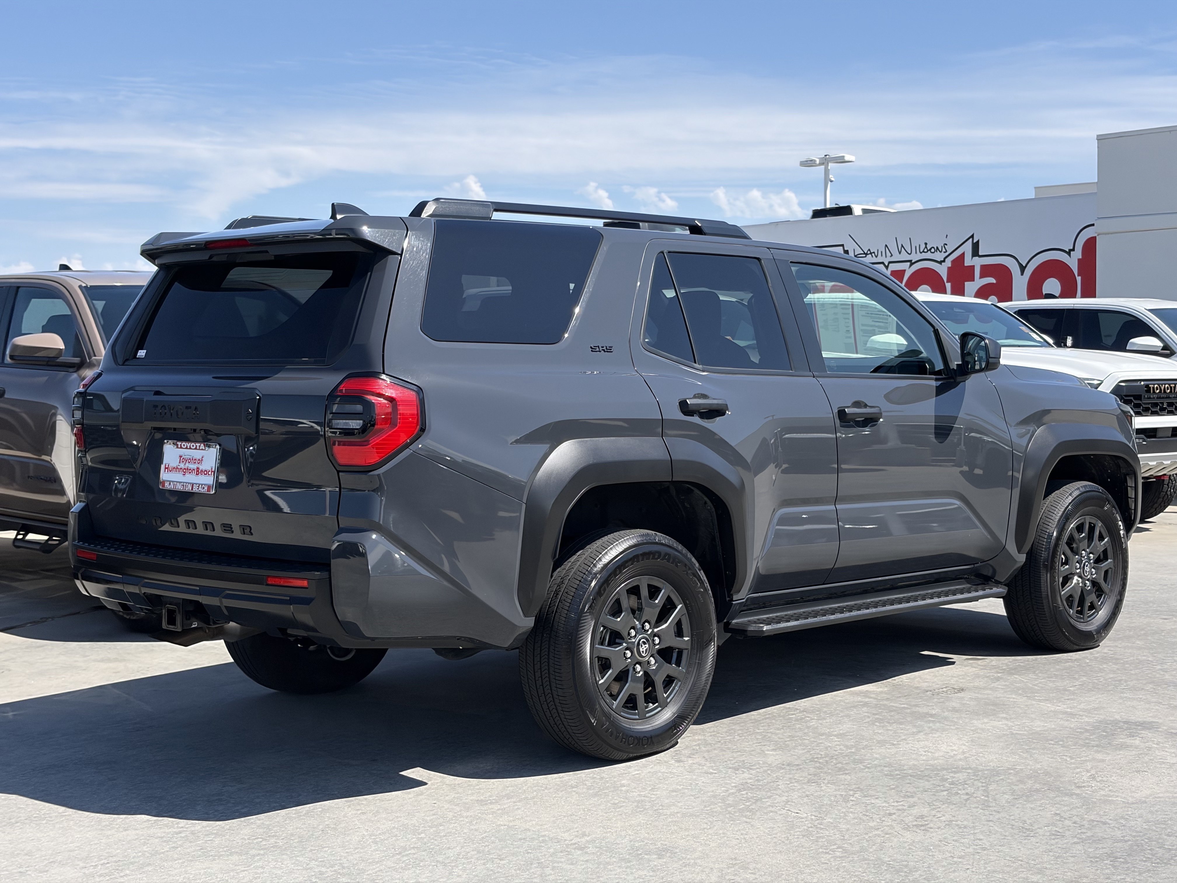 Certified 2025 Toyota 4Runner SR5 AWD/4WD image 3