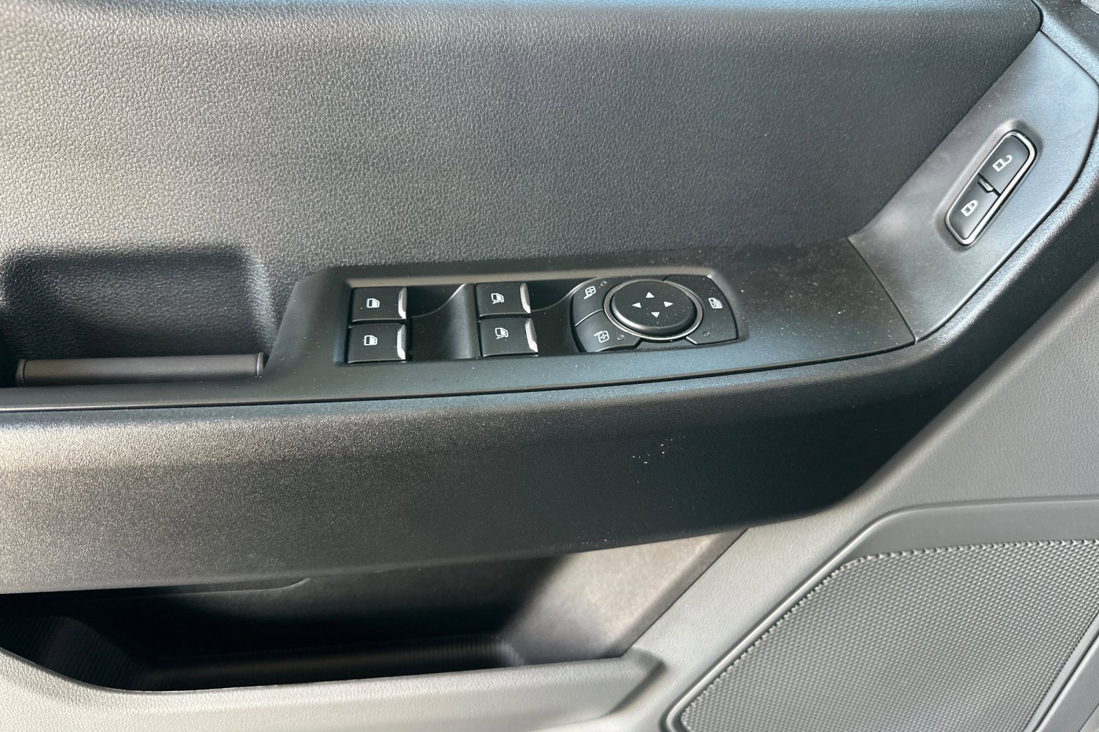 New 2025 Ford F350 XL w/ XL Chrome Package image 11