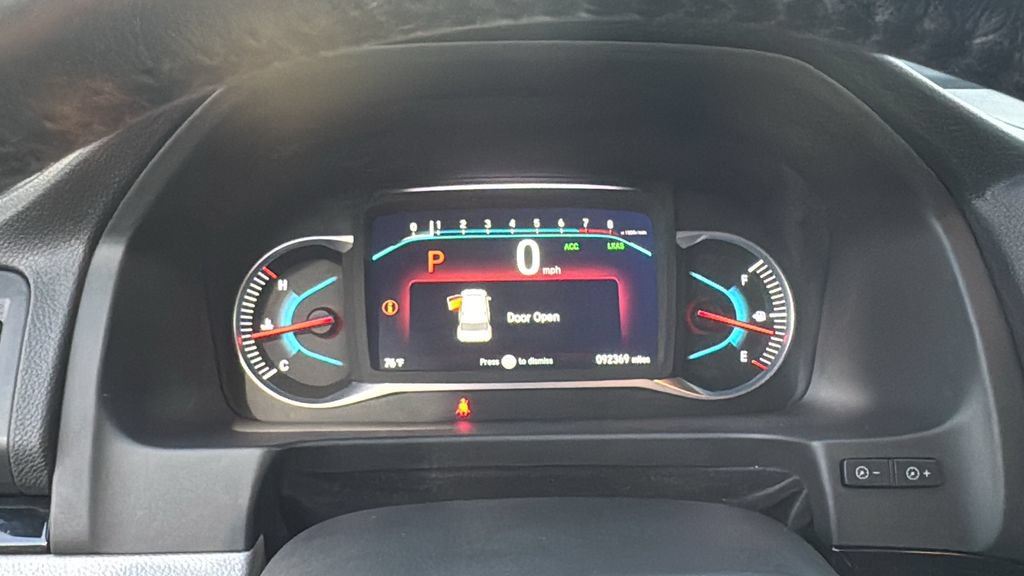 Used 2022 Honda Pilot Touring image 16